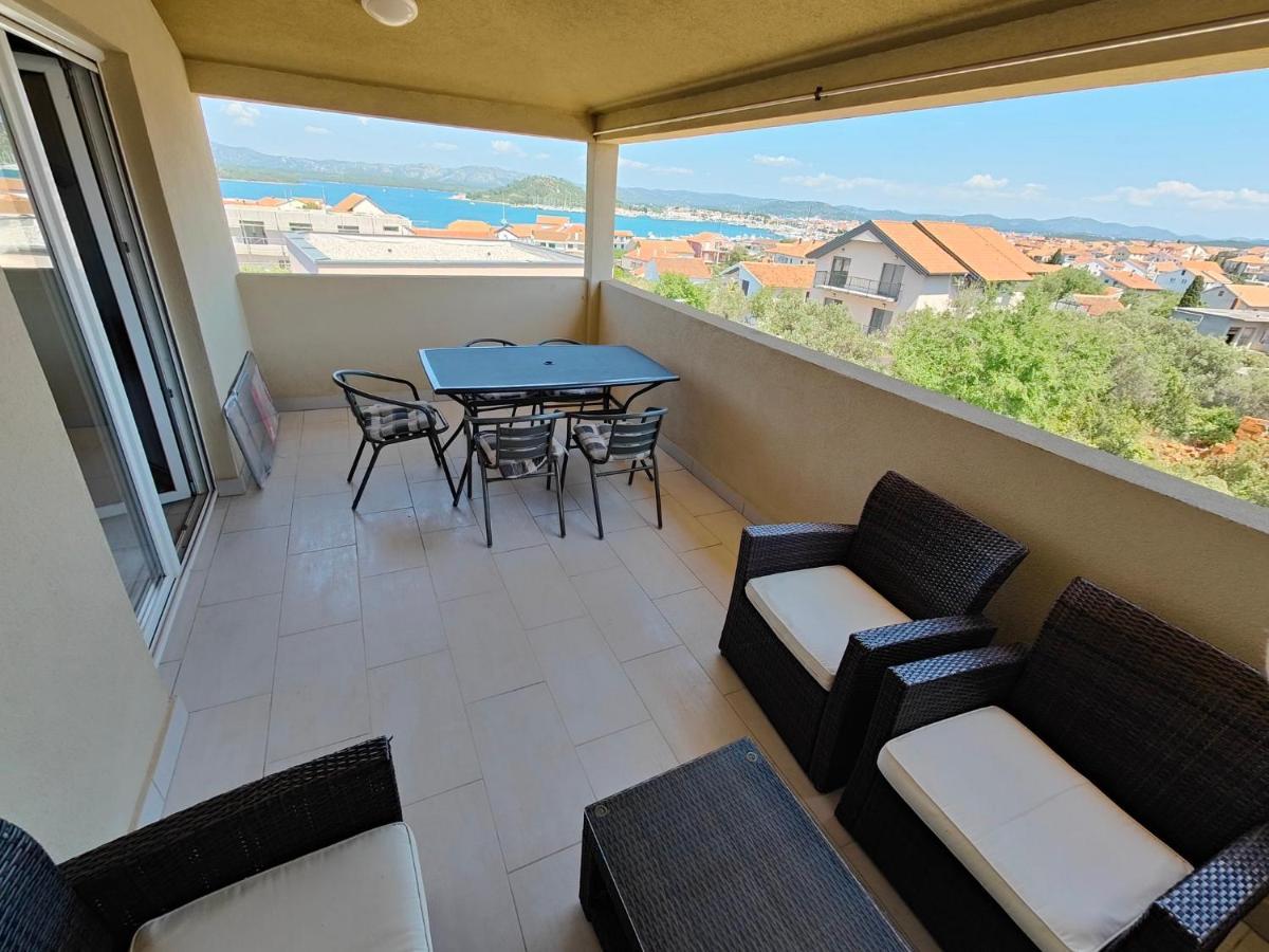 Villa Hodl Murter Esterno foto